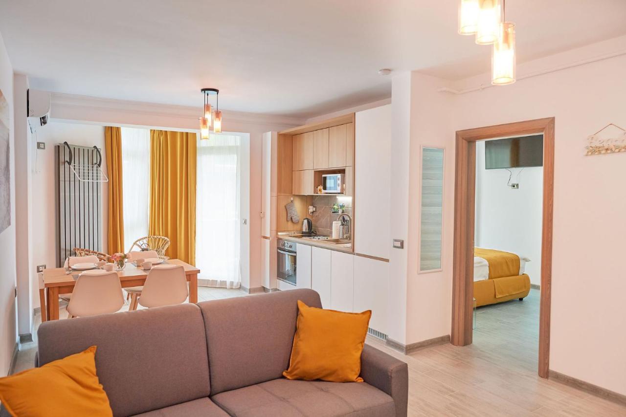 Opal Luxury Apartment 109 Spa N Pool Beach Resort Navodari Bagian luar foto