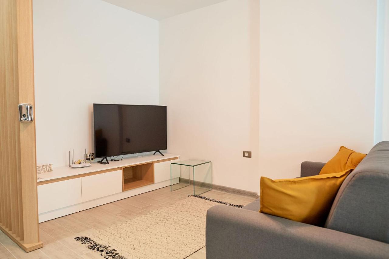 Opal Luxury Apartment 109 Spa N Pool Beach Resort Navodari Bagian luar foto